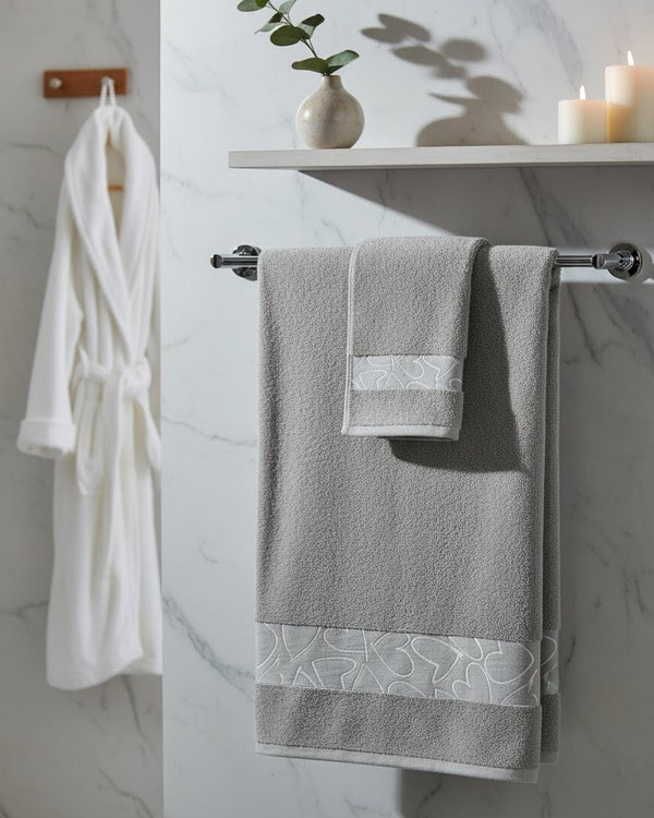 Heart Border - Towel