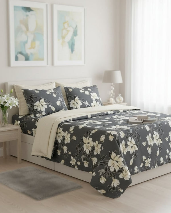 Night Bloom - Bedsheet